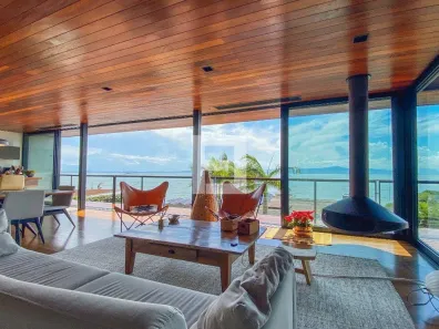 Casa de Condomínio com 3 Quartos à venda, 340m² no Cacupé, Florianópolis