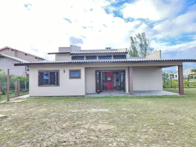 Casa com 2 Quartos à venda, 110m² no Balneário Atlântico, Arroio do Sal