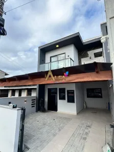 Sobrado com 2 Quartos à venda, 98m² no Centro, Penha