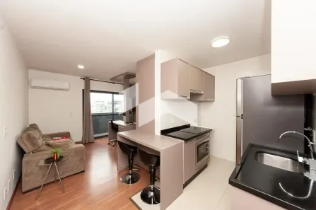 Apartamento com 1 Quarto para alugar, 34m² no Centro, Curitiba