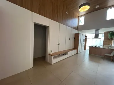 Casa com 3 Quartos para alugar, 123m² no Monte Belo, Taubaté