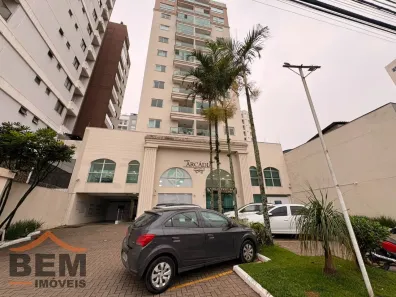 Apartamento com 2 Quartos para alugar, 94m² no São Judas, Itajaí