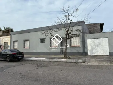 Casa com 3 Quartos à venda, 120m² no Centro, Pelotas