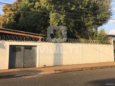 Lote/Terreno com 1 Quarto à venda, 600m² no Nossa Senhora Aparecida, Uberlândia