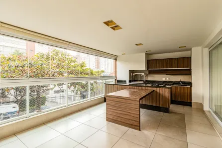 Apartamento com 3 Quartos à venda, 190m² no Vila Romana, São Paulo