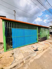 Casa com 3 Quartos à venda, 150m² no Santa Maria, Brasília