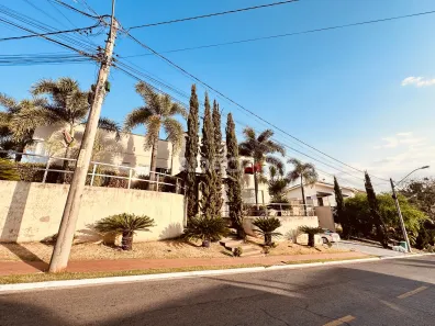Casa de Condomínio com 4 Quartos à venda, 317m² no Condomínio do Lago 1ª Etapa, Goiânia