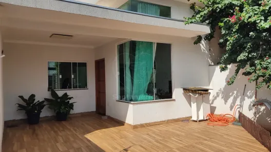 Casa com 3 Quartos à venda, 96m² no Jardim Império do Sol, Londrina