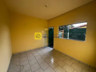 Casa com 2 Quartos para alugar, 55m² no Pedra Branca, São Joaquim de Bicas