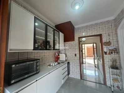 Casa com 3 Quartos à venda, 104m² no Jardim Eldorado, Uberaba
