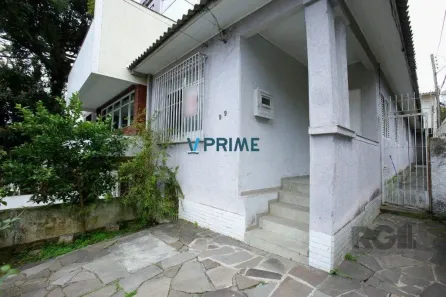 Casa com 2 Quartos à venda, 95m² no Chácara das Pedras, Porto Alegre