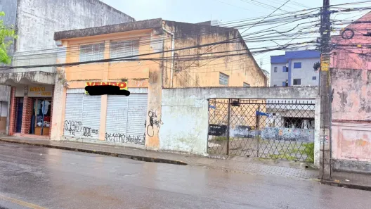 Imóvel Comercial com 4 Quartos para alugar, 800m² no Boa Vista, Recife
