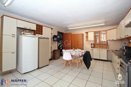 Casa com 4 Quartos à venda, 526m² no Teresópolis, Porto Alegre