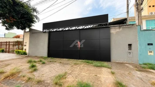 Lote/Terreno à venda, 402m² no Parque São Quirino, Campinas