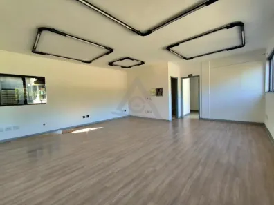 Ponto Comercial para alugar, 157m² no Vila Bissoto, Valinhos