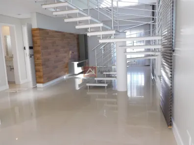 Casa de Condomínio com 4 Quartos à venda, 248m² no Xaxim, Curitiba