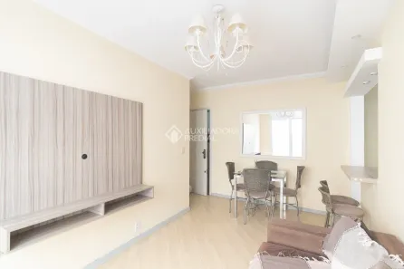 Apartamento com 2 Quartos para alugar, 128m² no Medianeira, Porto Alegre