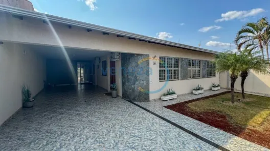 Casa com 4 Quartos à venda, 220m² no Santa Rita 1, Londrina