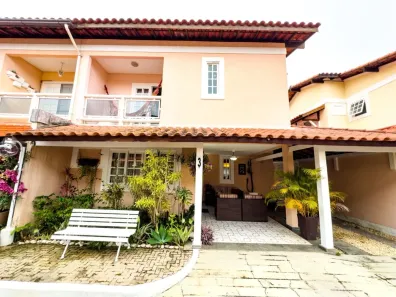 Casa de Condomínio com 3 Quartos para alugar, 150m² no Camboinhas, Niterói