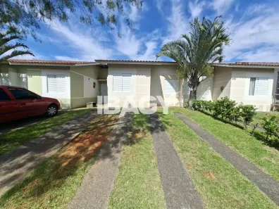 Casa com 2 Quartos para alugar, 43m² no Bela Vista, Palhoça