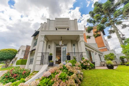Casa de Condomínio com 3 Quartos à venda, 606m² no Centro, Curitiba