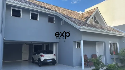 Sobrado com 4 Quartos à venda, 206m² no Centro, Pinhais