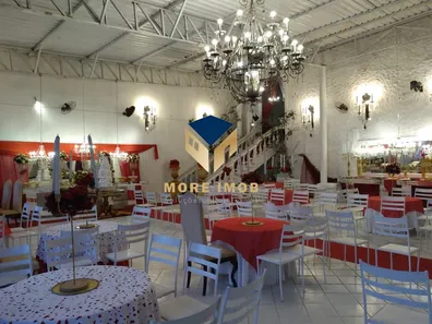 Prédio Comercial com 4 Quartos à venda, 2439m² no Barbalho, Salvador