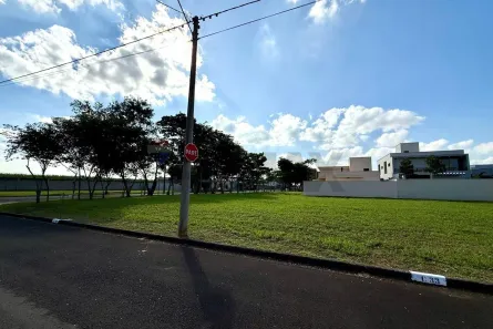 Lote/Terreno à venda, 304m² no Residencial Fazenda Pinheirinho, Rio das Pedras