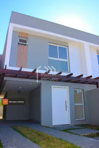 Sobrado com 3 Quartos à venda, 109m² no Espinheiros, Itajaí