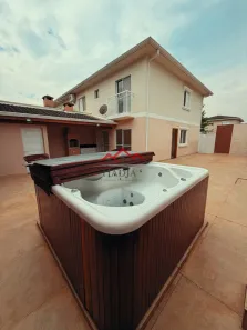 Casa de Condomínio com 3 Quartos para alugar, 103m² no Engordadouro, Jundiaí