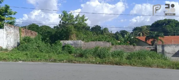 Lote/Terreno à venda, 800m² no Olho D'Água, São Luís