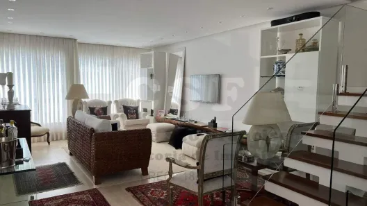 Casa com 4 Quartos para alugar, 300m² no Vila São Silvestre, São Paulo