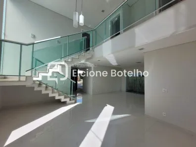 Casa de Condomínio com 4 Quartos para alugar, 280m² no Aclimação, Uberlândia