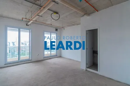 Sala Comercial à venda, 34m² no Chácara Santo Antônio (Zona Sul), São Paulo