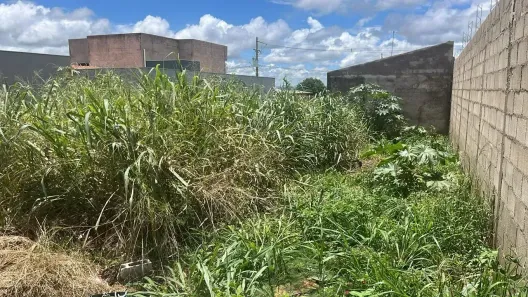 Lote/Terreno à venda, 200m² no Jardim Primavera, Serrana