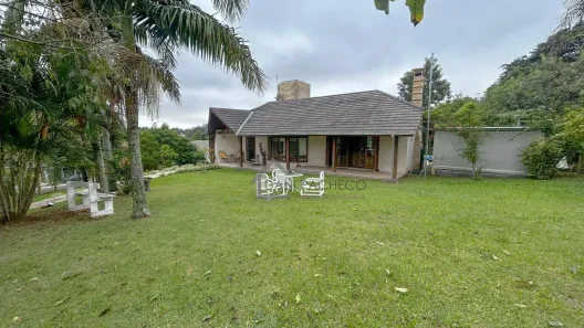 Casa de Condomínio com 4 Quartos para alugar, 326m² no Elsa, Viamão