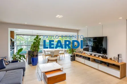 Apartamento com 3 Quartos à venda, 167m² no Vila Cruzeiro, São Paulo