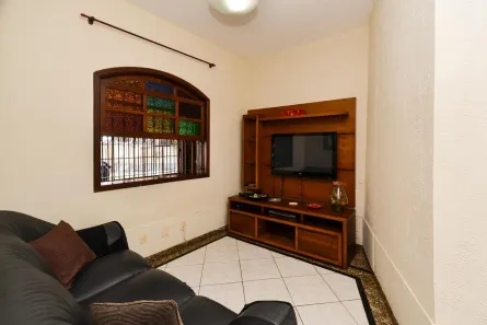 Casa com 5 Quartos à venda, 306m² no Santa Efigênia, Belo Horizonte
