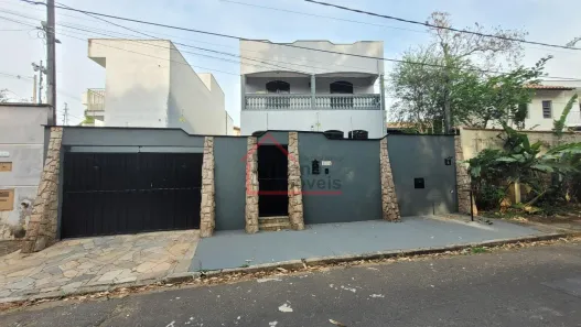 Sobrado com 4 Quartos para alugar, 250m² no Residencial Burato, Campinas