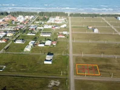 Lote/Terreno à venda, 925m² no Areias Claras, Balneário Gaivota
