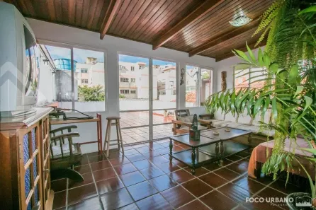 Casa com 4 Quartos à venda, 300m² no Santana, Porto Alegre