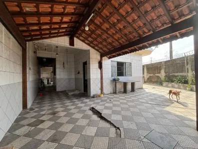 Sobrado com 3 Quartos à venda, 221m² no Maracanã, Praia Grande