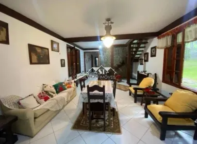 Fazenda/Sítio com 7 Quartos à venda, 330m² no Ipiabas, Barra do Piraí