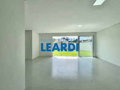 Casa de Condomínio com 3 Quartos à venda, 196m² no Jardim Prudência, São Paulo