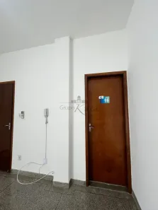 Sala Comercial para alugar, 15m² no Bosque dos Eucaliptos, São José dos Campos