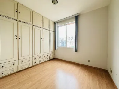 Apartamento com 2 Quartos à venda, 75m² no Centro, Juiz de Fora