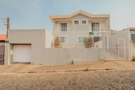 Sobrado com 4 Quartos à venda, 180m² no Jardim Carvalho, Ponta Grossa