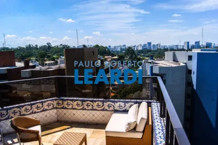 Apartamento com 4 Quartos à venda, 200m² no Jardim Vitória Régia, São Paulo