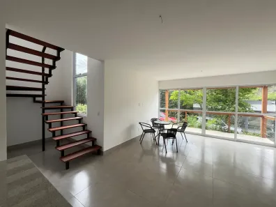 Casa com 2 Quartos à venda, 122m² no Bonsucesso, Petrópolis
