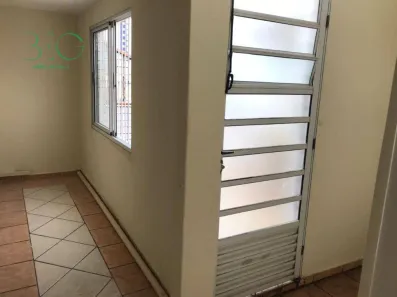 Casa com 3 Quartos para alugar, 180m² no Vila Gomes Cardim, São Paulo